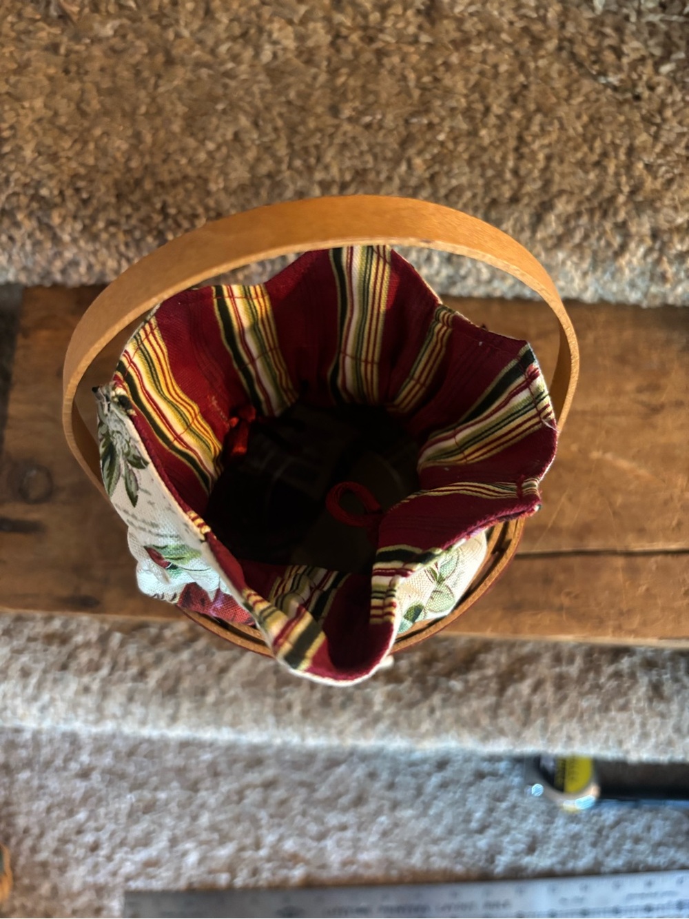 Longaberger Red and Natural Woven Small Basket with Floral Liner - Picture 2 of 5